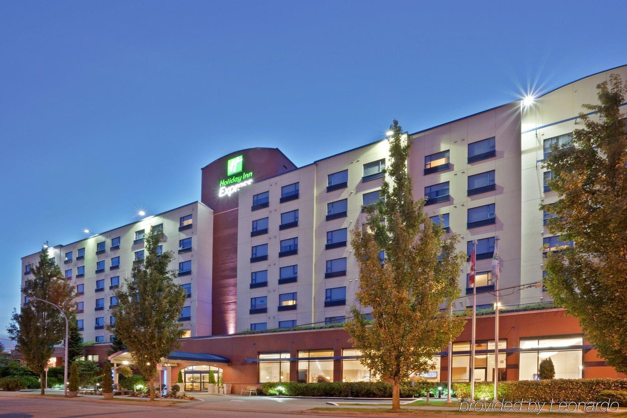 Holiday Inn Express Vancouver Airport-Richmond, An Ihg Hotel Buitenkant foto